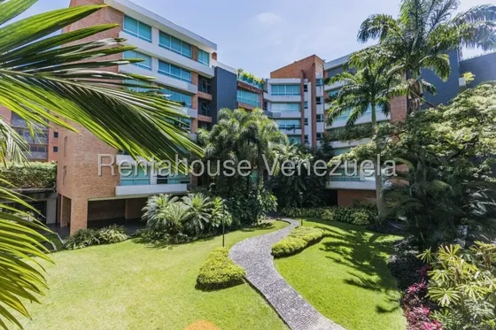 Espectacular Apartamento Con Terraza En Alquiler, Urb. Campo Alegre