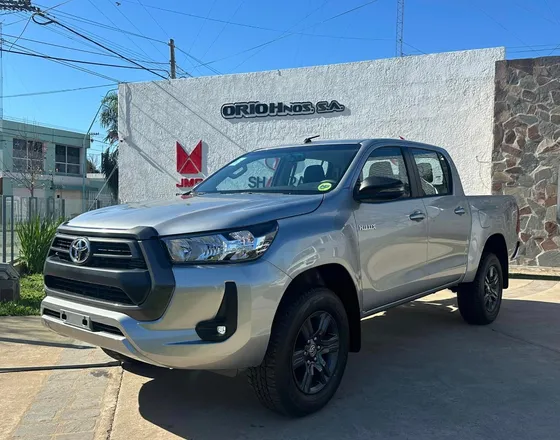 Toyota Hilux C/doble 2.8 Tdi Automatica Sr 4x4