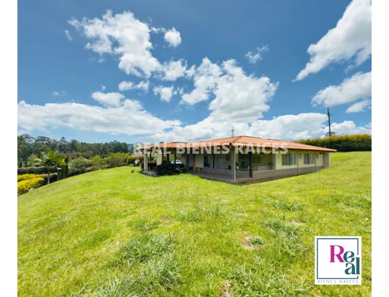 Vendo Hermosa Casa Campestre En Parcelación En La Ceja Del Tambo
