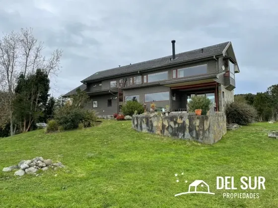Casa Con Vista La Lago Y Volcanes, Puerto Varas