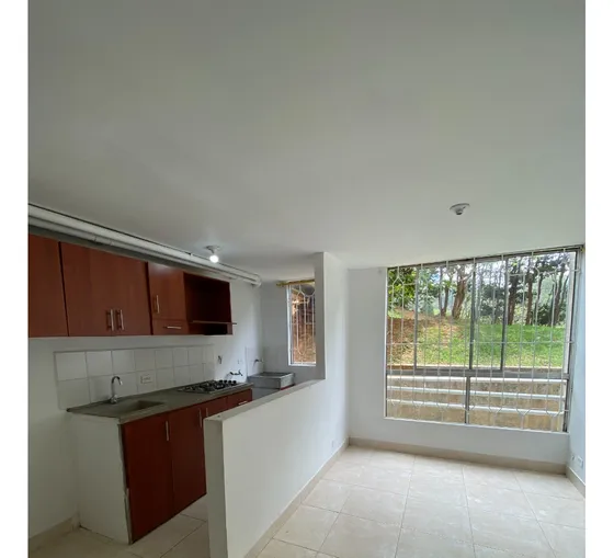 Venta Apartamento En Robledo Santa Maria, Urbanización Villas De Santa Fe - Adaptación Para Tienda