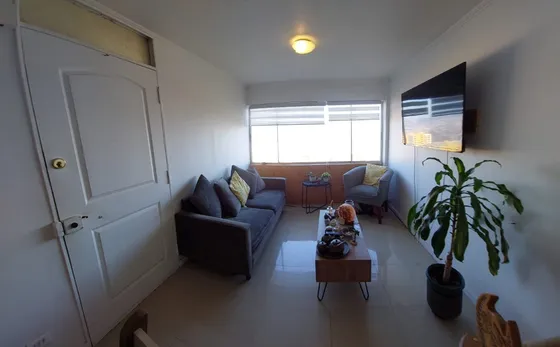Departamento En Excelente Condiciones , Miraflores Alto