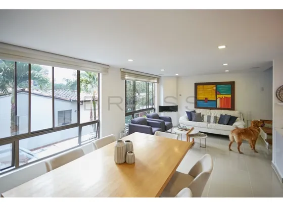Rhbr-11592 Casa (envigado, Sector Cumbres)