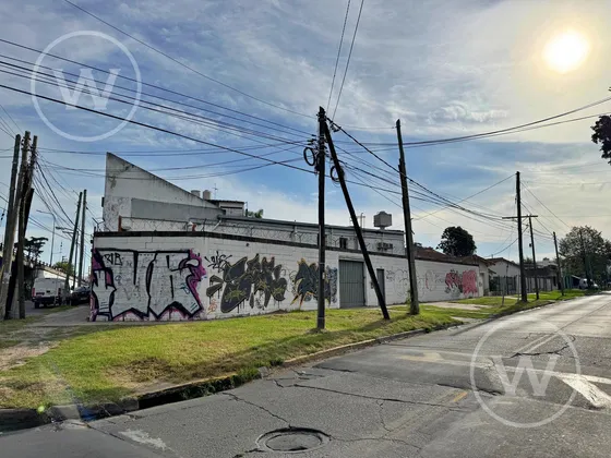 Galpón En Venta | Esquina Estratégica | El Talar, Pacheco
