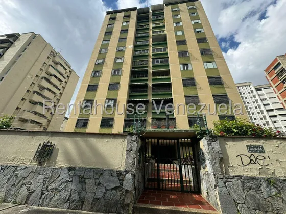 Apartamento En Alquiler En Santa Paula Do 25-12437