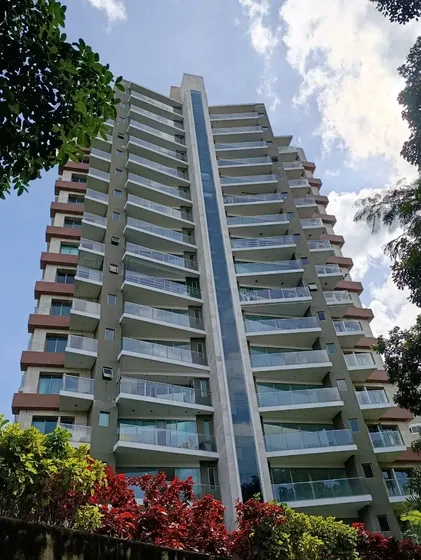 Estela Montilla Vende Apartamento Muy Amplio En Obra Gris En El Bosque Valencia