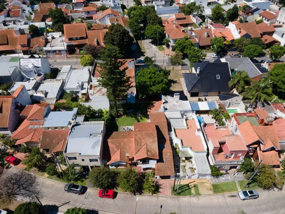 Venta Casa 4 Ambientes Bernal