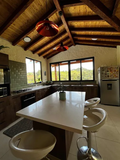 Casafinca En El Peñol Vereda El Marial.