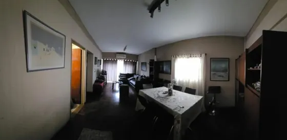 Departamento En Venta - 2 Dormitorios 1 Baño - Dock Sud