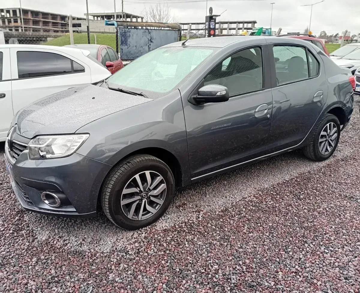 Renault Logan 1.6 16v Intense