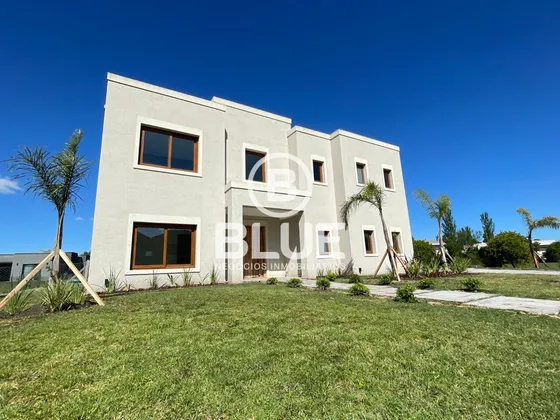 Casa Venta Canning La Providencia 6 Ambientes