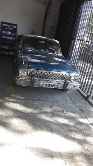 Ford Falcon 2.8 Deluxe