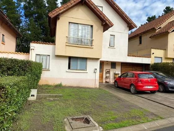 Casa Venta De 5d 3b. 2e Curauma