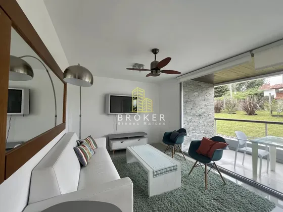 Oportunidad Apartamento En Venta Primera Linea De La Mansa 2 Dormitorios Isabel Pinares Punta Del Este Con Parrillero Y Garaje