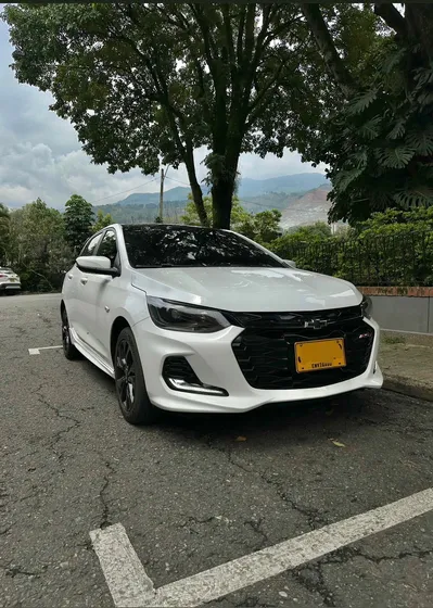 Chevrolet Onix 1.0t Rs Mt