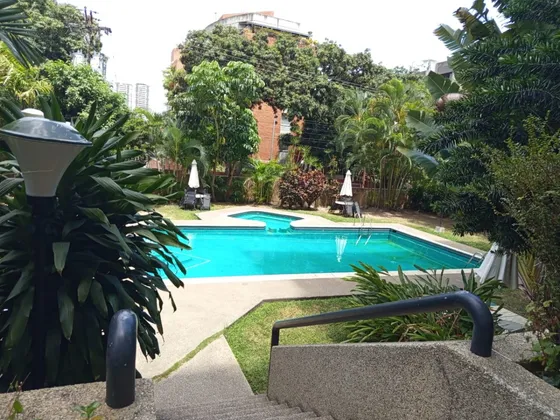 Apartamento En Santa  Eduvigis Con Piscina Ggcd