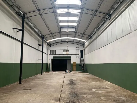 Depósito Galpón En Alquiler En Isidro Casanova