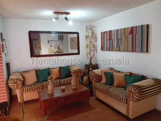 Apartamento En Venta En Pomona Mls #27-2616 Yh