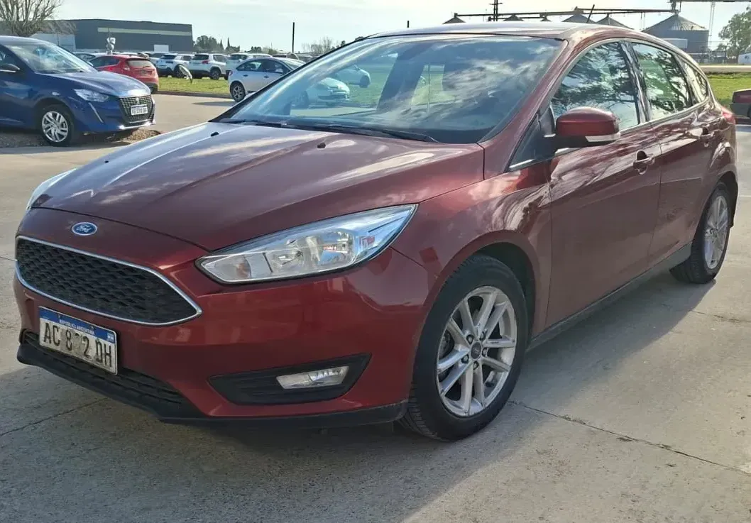 Ford Focus S 1.6 5p