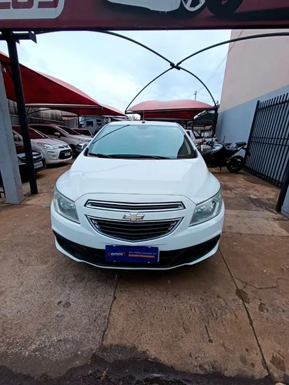 Chevrolet Onix 1.0 Mpfi Lt 8v Flex 4p Manual