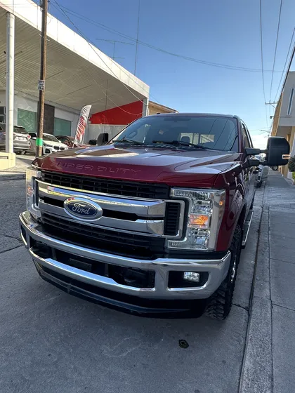 Ford F-250 6.7l Super Duty Cab Dob Diesel 4x4 At