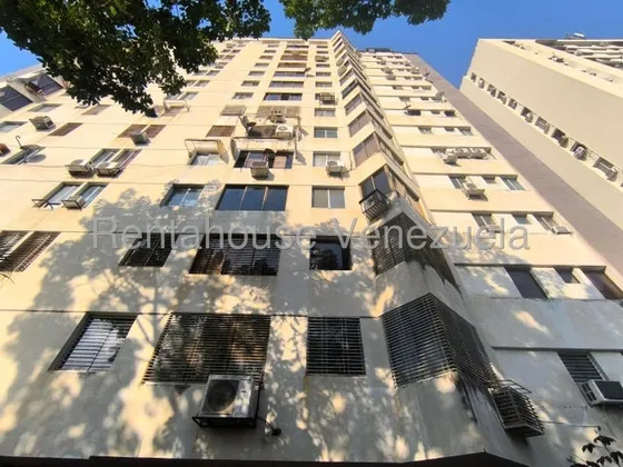 Pentahouse En Venta En El Bosque Valencia Mm Carabobo Amplio Con Terraza Vista Espectacularplanta Areas Comunes 