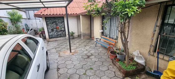 Vendo Casa En Las Condes,  Charles Hamilton (100858)