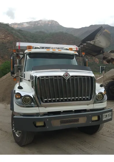 Volqueta International Workstar 7600 Sba