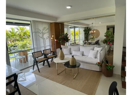 Venta Casa De 208mt2 En Alfaguara, Jamundí 10206.