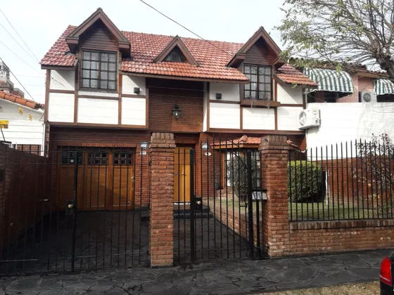 Casa En Venta Quilmes Centro