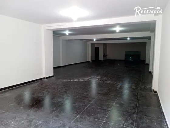 Local En Arriendo En San Joaquín. Cod A11359