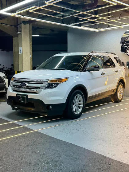 Ford Explorer Xlt