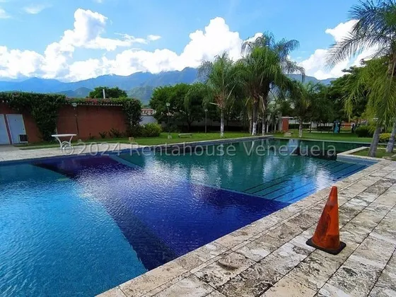 Excelente Pent House Obra Gris En Venta En Buenaventura Suite, 261 Mts. Luis Infante 25-17400