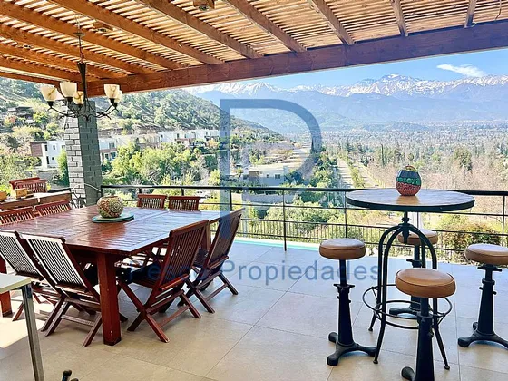 Maravillosa Casa Con Vistas A Cordillera -remodelada 