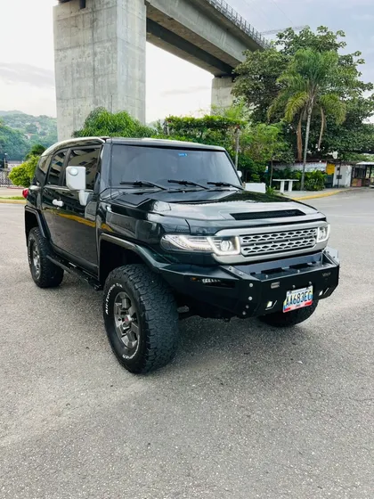 Toyota Fj .