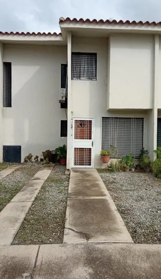 Townhouse En Venta Res Agua Marina Ciudad Alianza                               Jc-lp