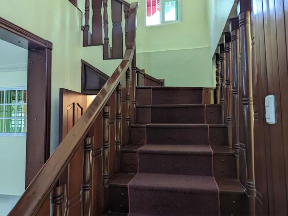 Casa Espaciosa Mirador Del Este $usd260,000 Negóciable