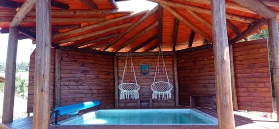  Alquiler Cabaña Villa Serrana Hobbit Piscina Climatizada
