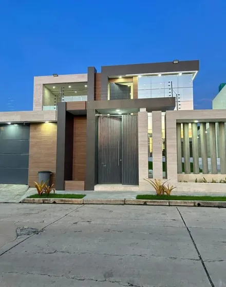 Venta De Casa Amoblada Diseño Vanguardista En La Urbanización Exclusiva Terrazas Del Country Guataparovalencia Blk