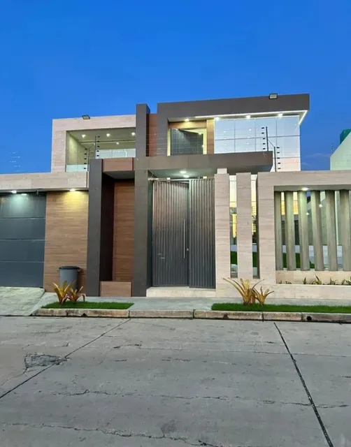 Venta De Casa Amoblada Diseño Vanguardista En La Urbanización Exclusiva Terrazas Del Country Guataparo Valencia Blk