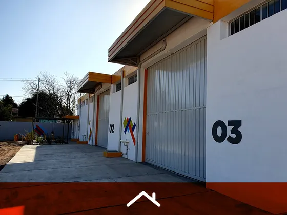  Dueño Alquila Galpón 100 M² Complejo Cerrado B° Los Boulevares