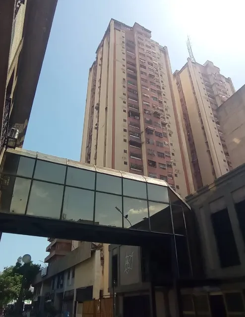 Avenida Bolivar Zona Centro Apartamento En Alquiler Amoblado 