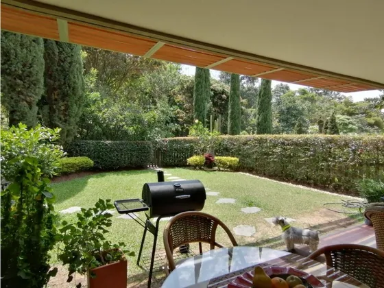 Casa En Venta En Envigado Loma Del Chocho