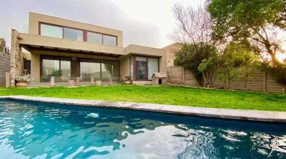 Arriendo Chicureo (99080)