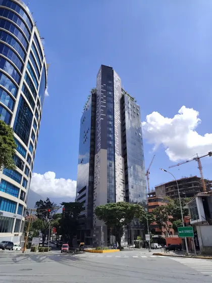 Aprovecha La Oportunidad De Alquilar Este Fino Apartamento En Las Mercedes.