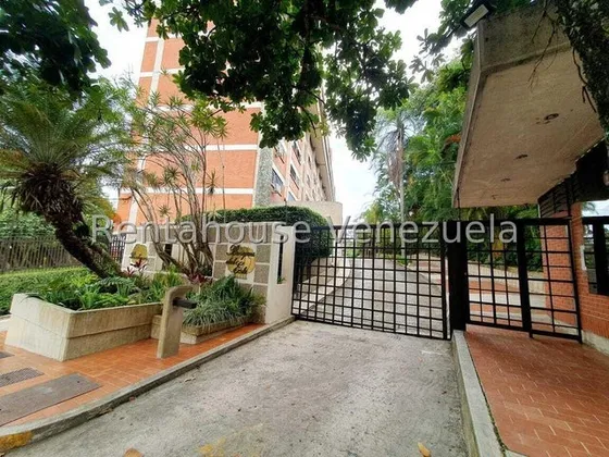 Mg Apartamento En Venta - Las Esmeraldas / Mls #25-12648