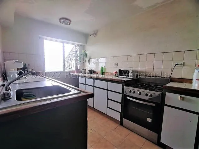 Apartamento En Venta En El Centro De Cagua Piso 23, Holder * 24-21848 