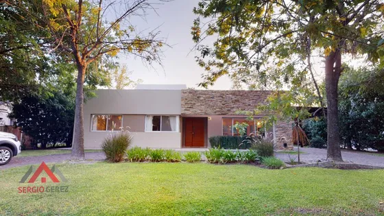 Casa - Campos De Alvarez