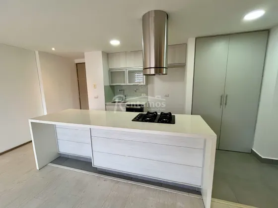 Apartamento En Arriendo En El Esmeraldal. Cod A776216