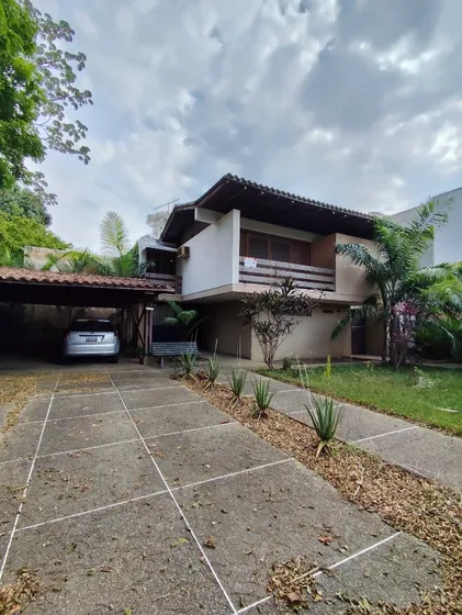 Casa En Venta. Urbanización Guaparo. Estado Carabobo